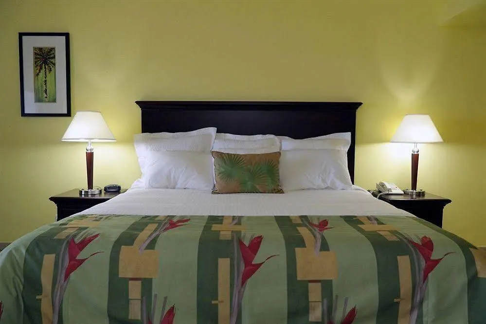Hotel Castle Villas At Bluebeards Carlota Amalia